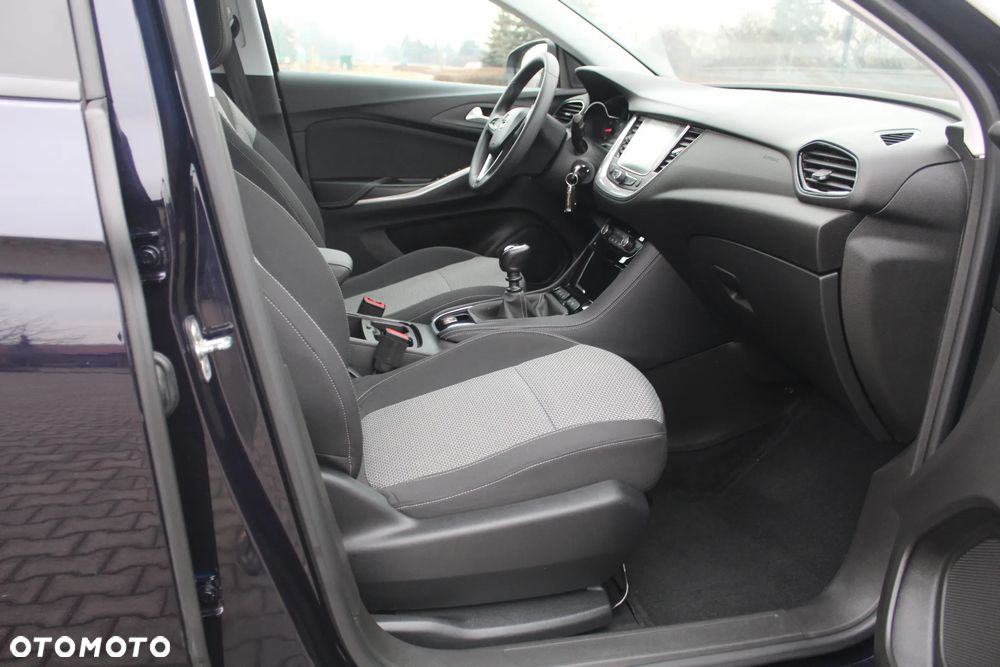 Opel Grandland X 1.2 Start/Stop Edition - 28