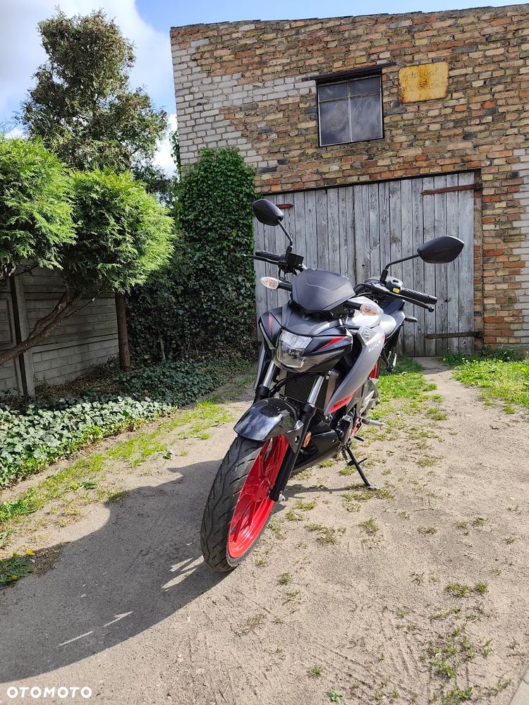 Suzuki GSX - 7