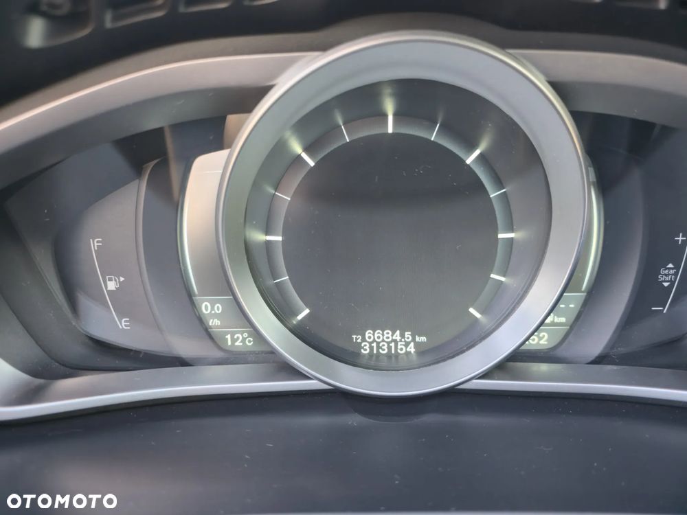 Volvo V40 D4 RDesign - 23