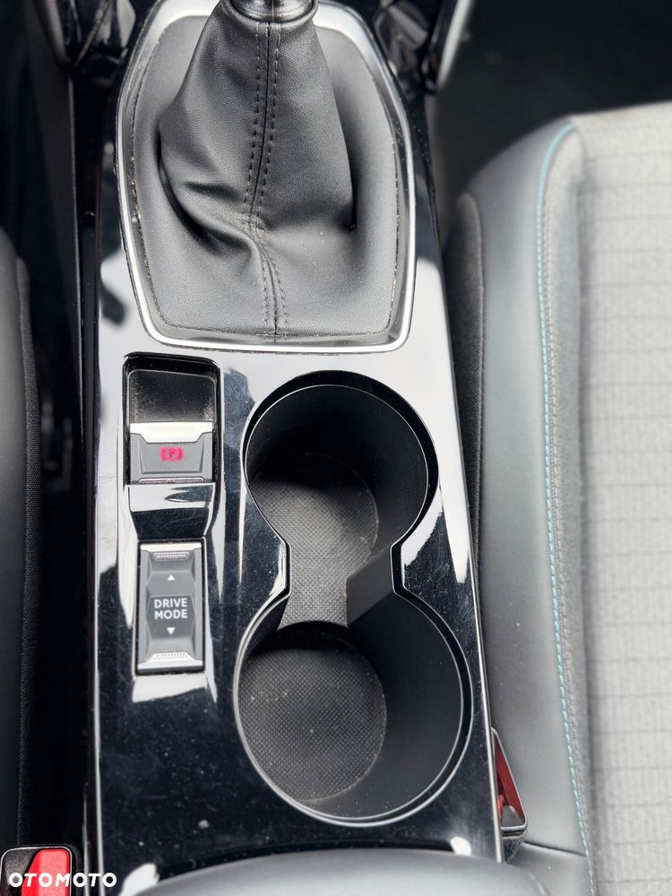 Peugeot 2008 PureTech 130 Allure - 21