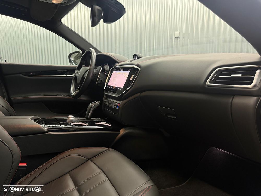 Maserati Ghibli GT Hybrid - 22