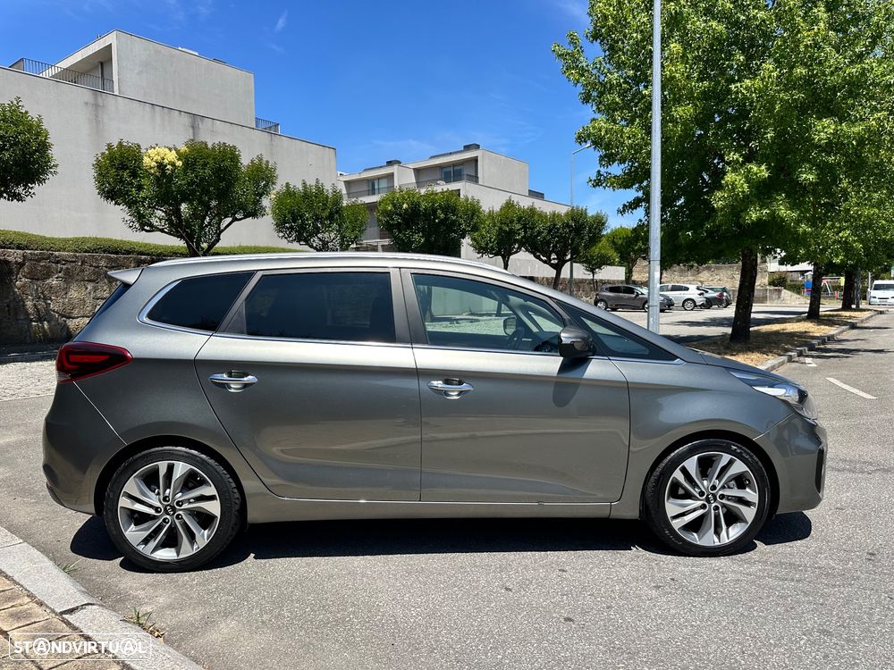 Kia Carens 1.7 CRDi ISG TX - 9
