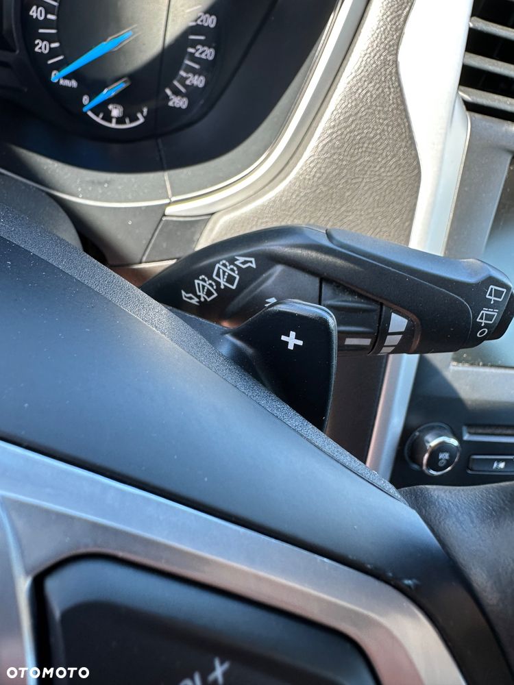 Ford Mondeo 2.0 EcoBlue Titanium - 17