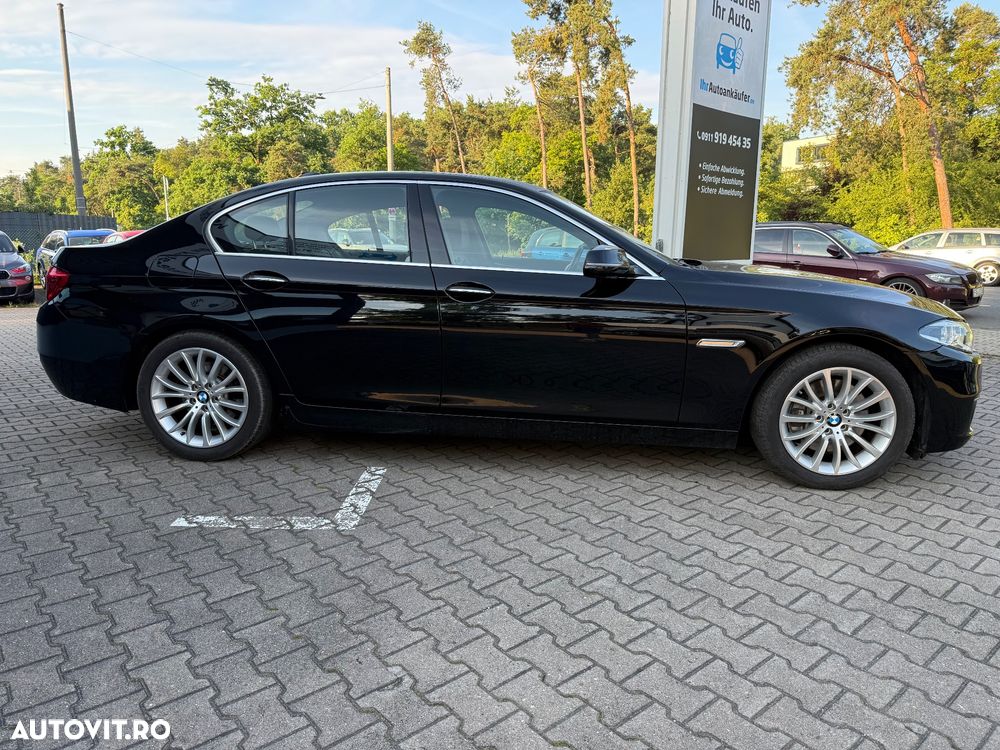 BMW Seria 5 525d Aut. Luxury Line - 10