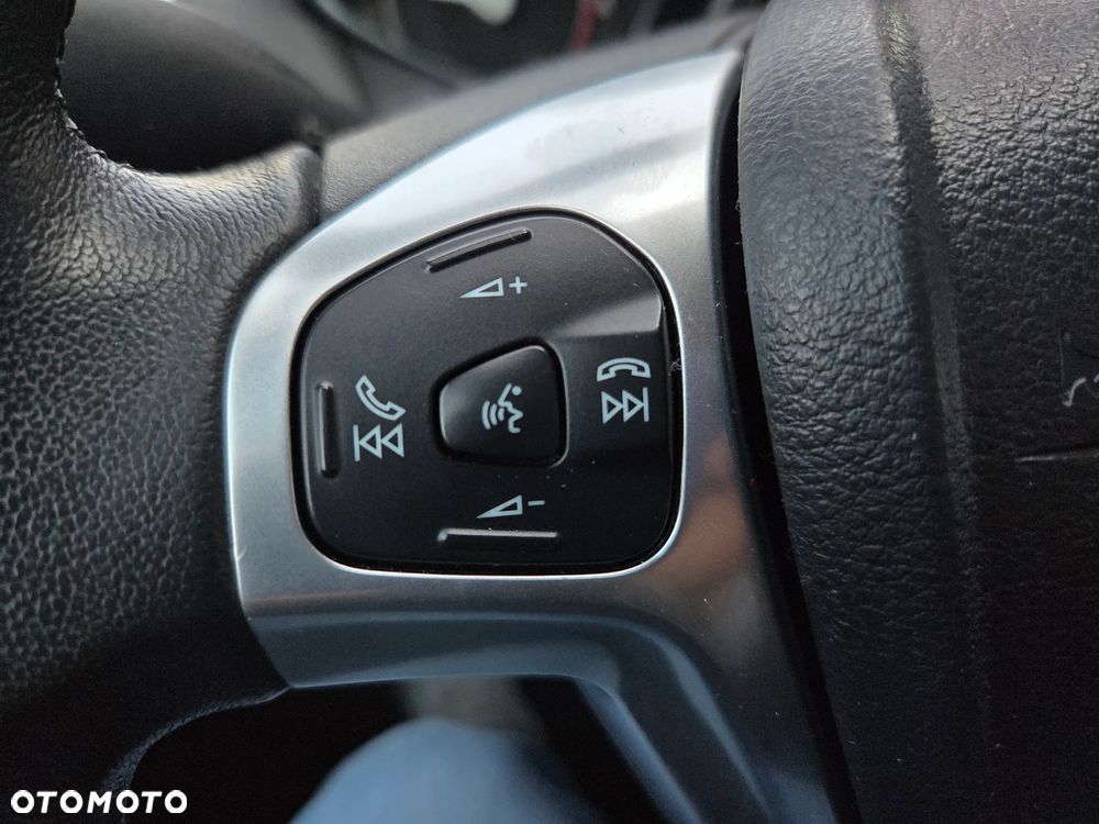 Ford B-MAX 1.0 EcoBoost SYNC Edition - 32