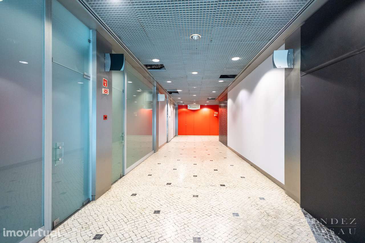 Galeria Comercial Central Park - Grande imagem: 2/19