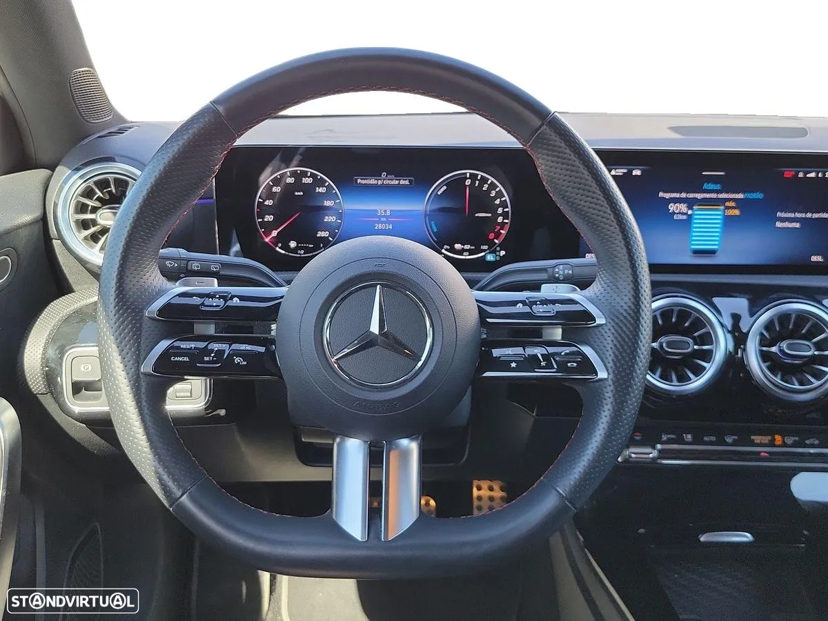 Mercedes-Benz A 250 e - 16