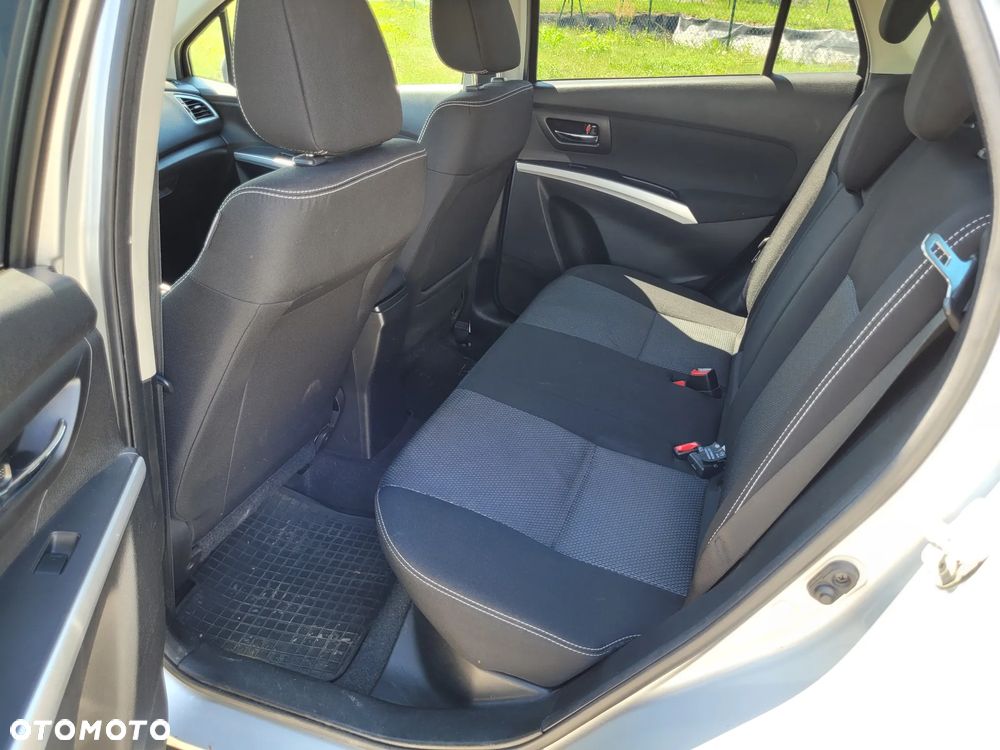 Suzuki SX4 S-Cross - 23
