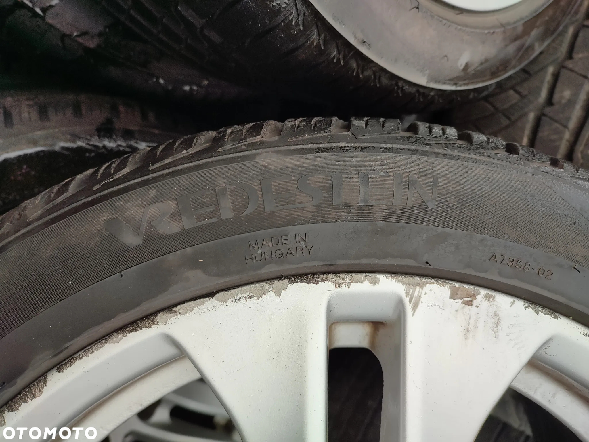 Koła kompletne całoroczne Mercedes 7.5Jx17 ET47 17 cali 225/45 R17 - 3