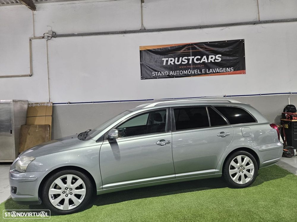 Toyota Avensis - 3