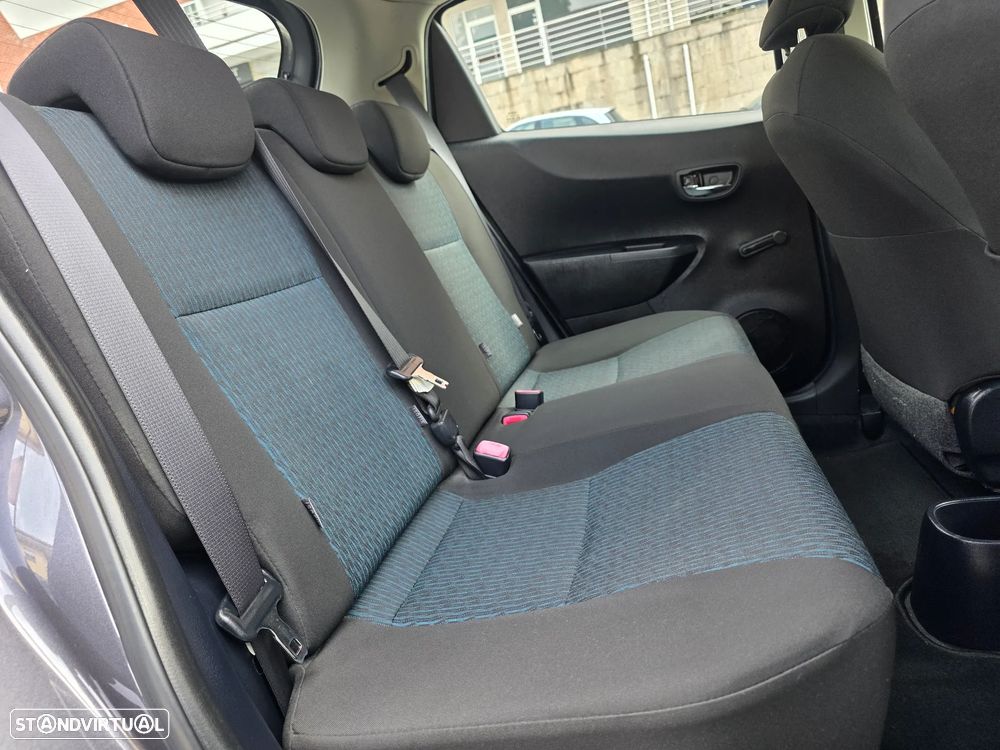 Toyota Yaris 1.0 VVT-i Comfort+P.Style - 17