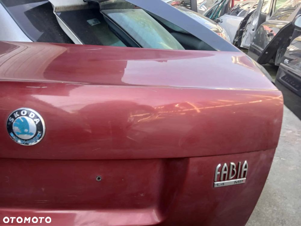 Skoda Fabia I sedan klapa bagażnika - 2