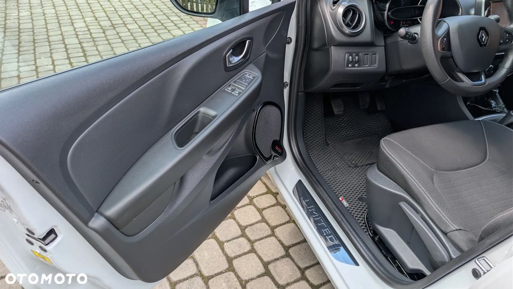 Renault Clio 1.2 16V Limited - 9