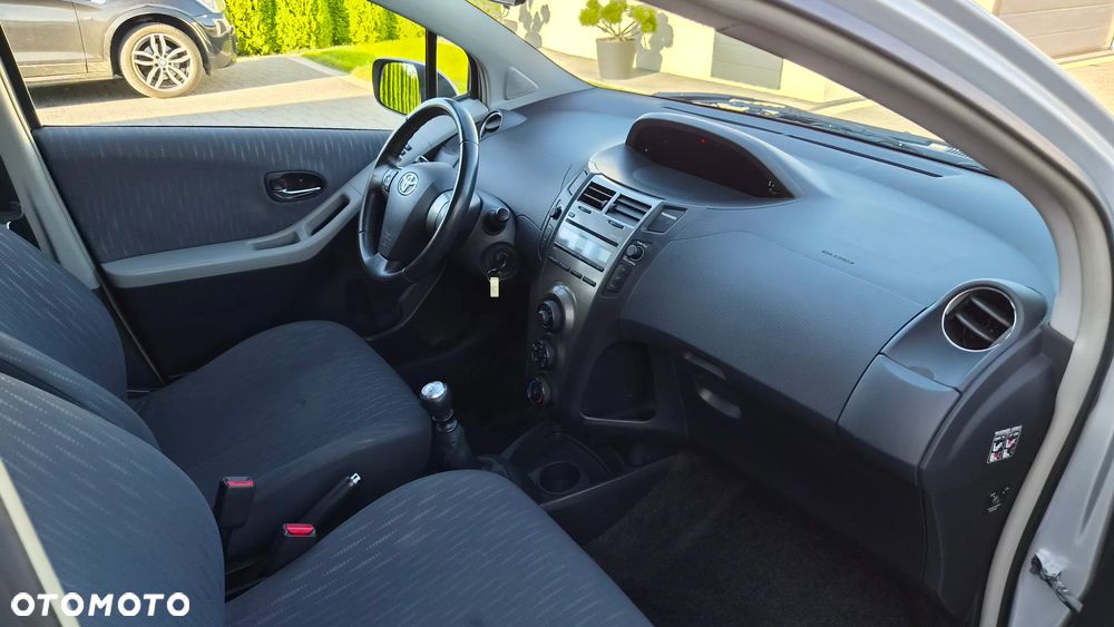 Toyota Yaris 1.33 Sol - 10