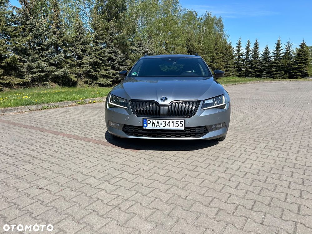 Skoda Superb 2.0 TDI DSG Sportline - 2