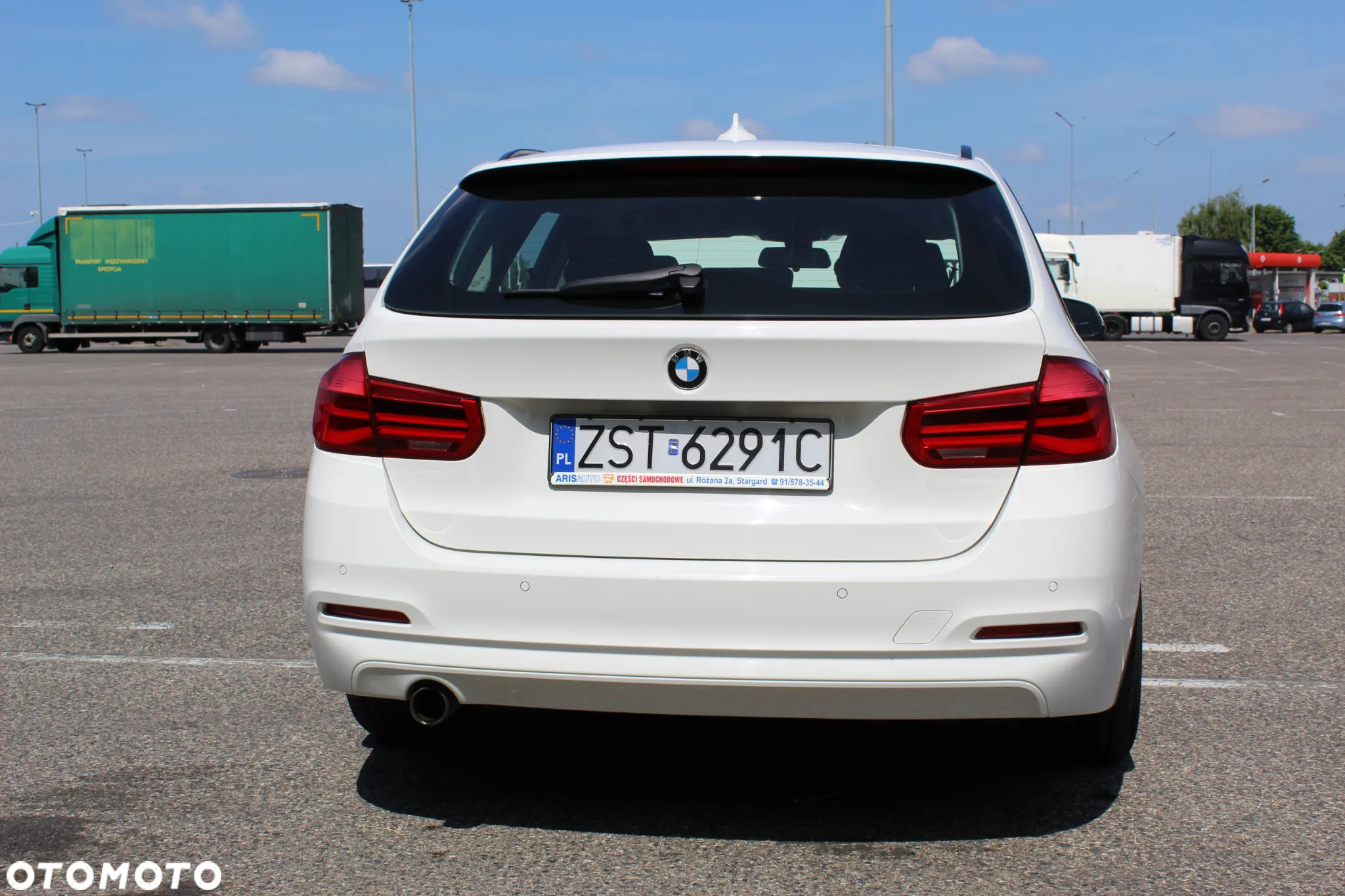 BMW Seria 3 318i - 7