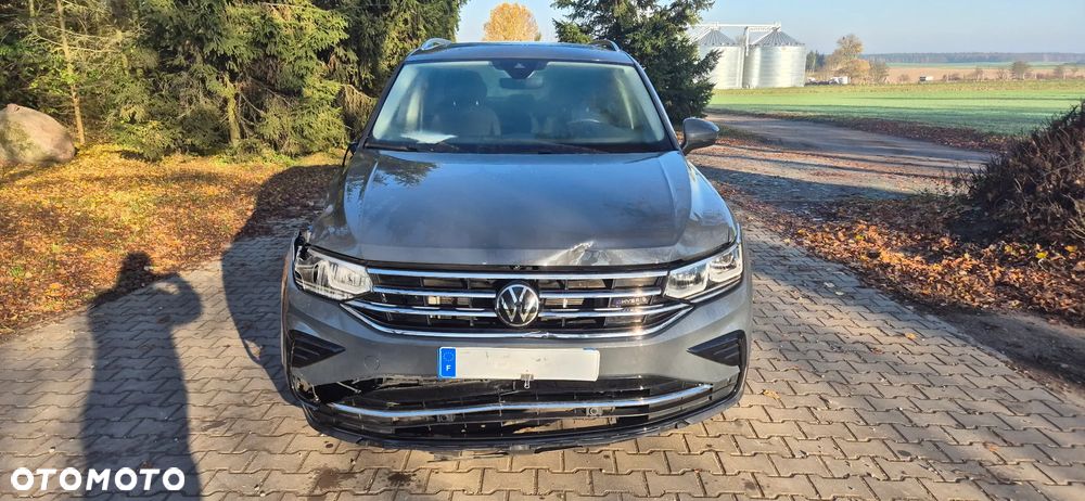 Volkswagen Tiguan - 2