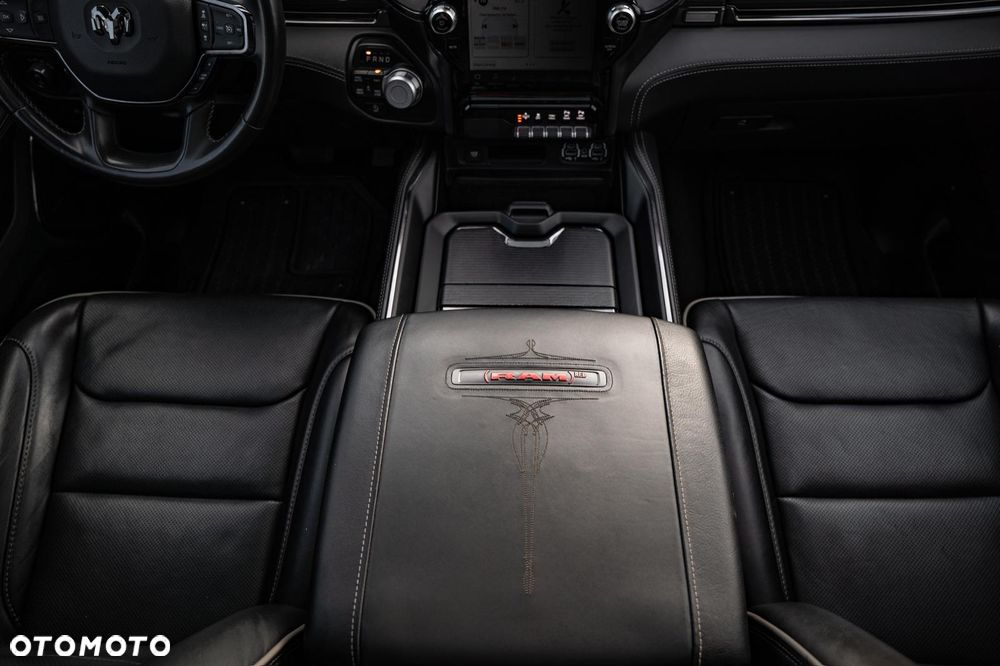 RAM 1500 Crew Cab Shortbed Limited - 20