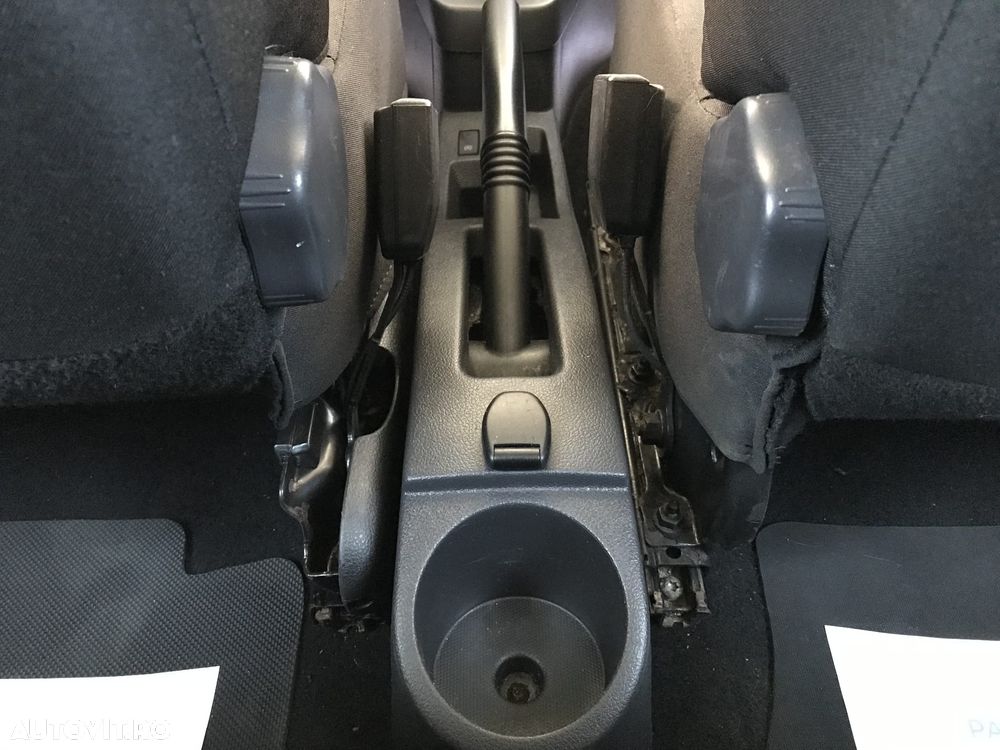 Dacia Lodgy SCe 100 Ambiance - 33