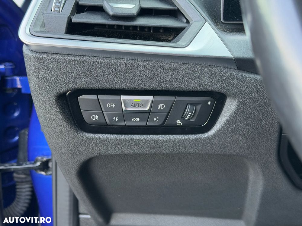 BMW M2 M240i xDrive AT - 14