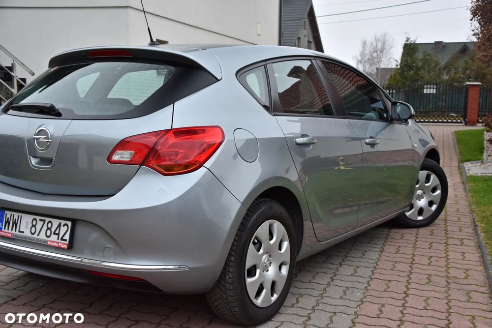 Opel Astra - 15