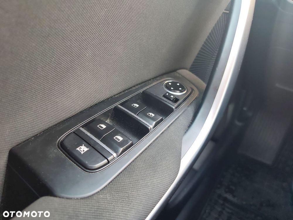 Kia Ceed - 21