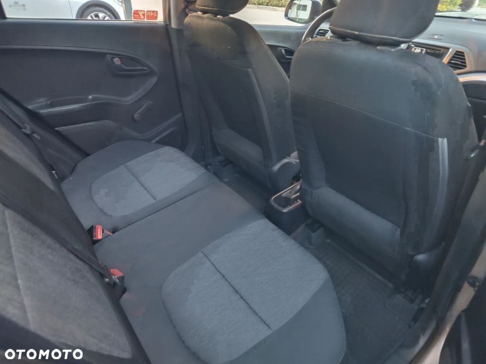 Kia Picanto 1.0 L - 12