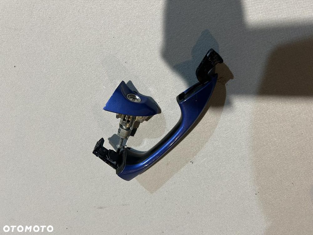 klamka zewnętrzna lewa przód przednia Hyundai i20 II - 2