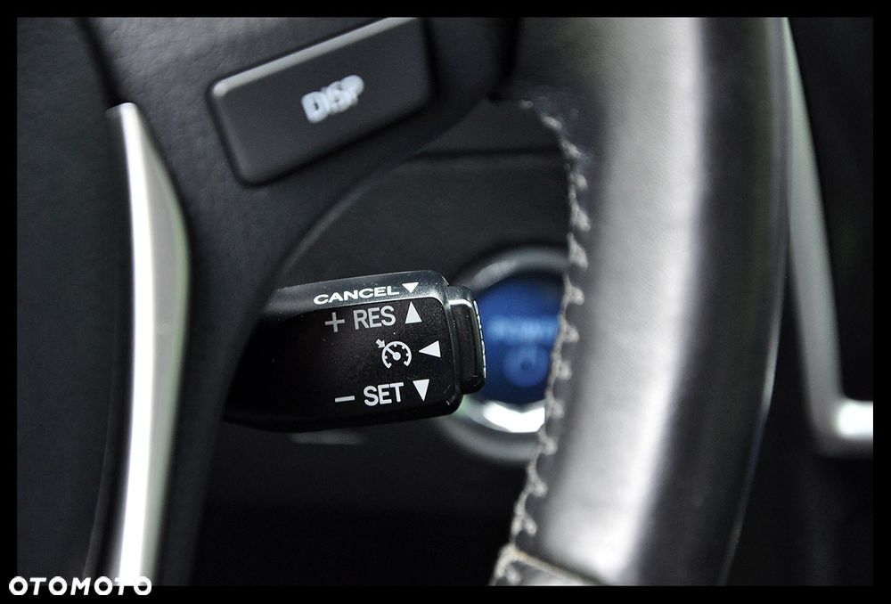 Toyota Auris - 31