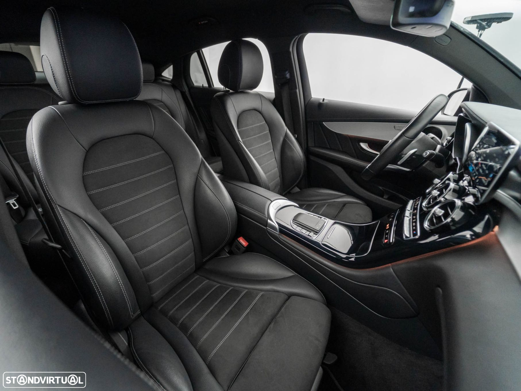 Mercedes-Benz GLC 300 de Coupé 4Matic - 42