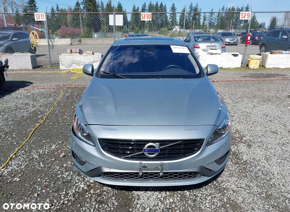 Volvo S60 - 9