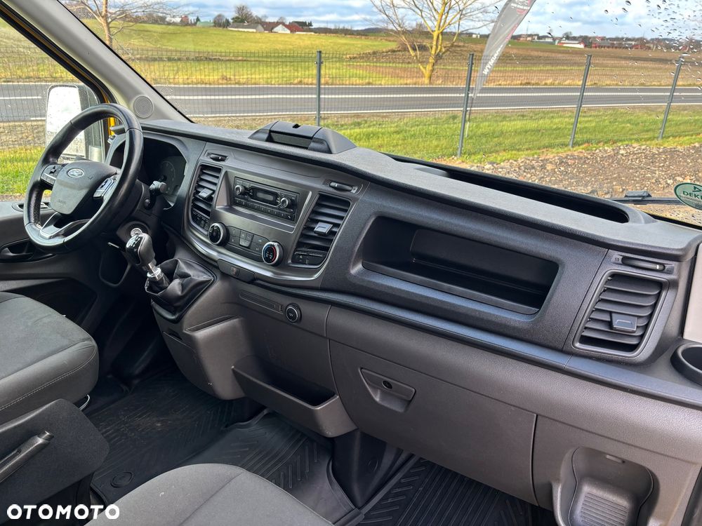Ford Transit - 19