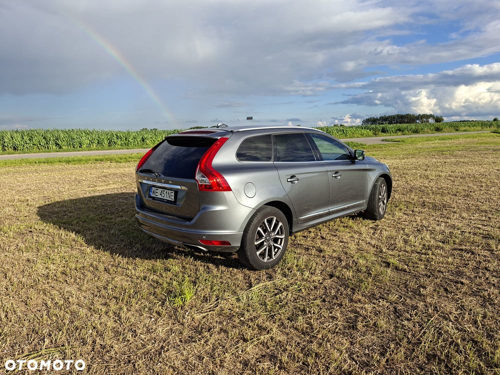 Volvo XC 60 T5 AWD Drive-E Momentum - 6