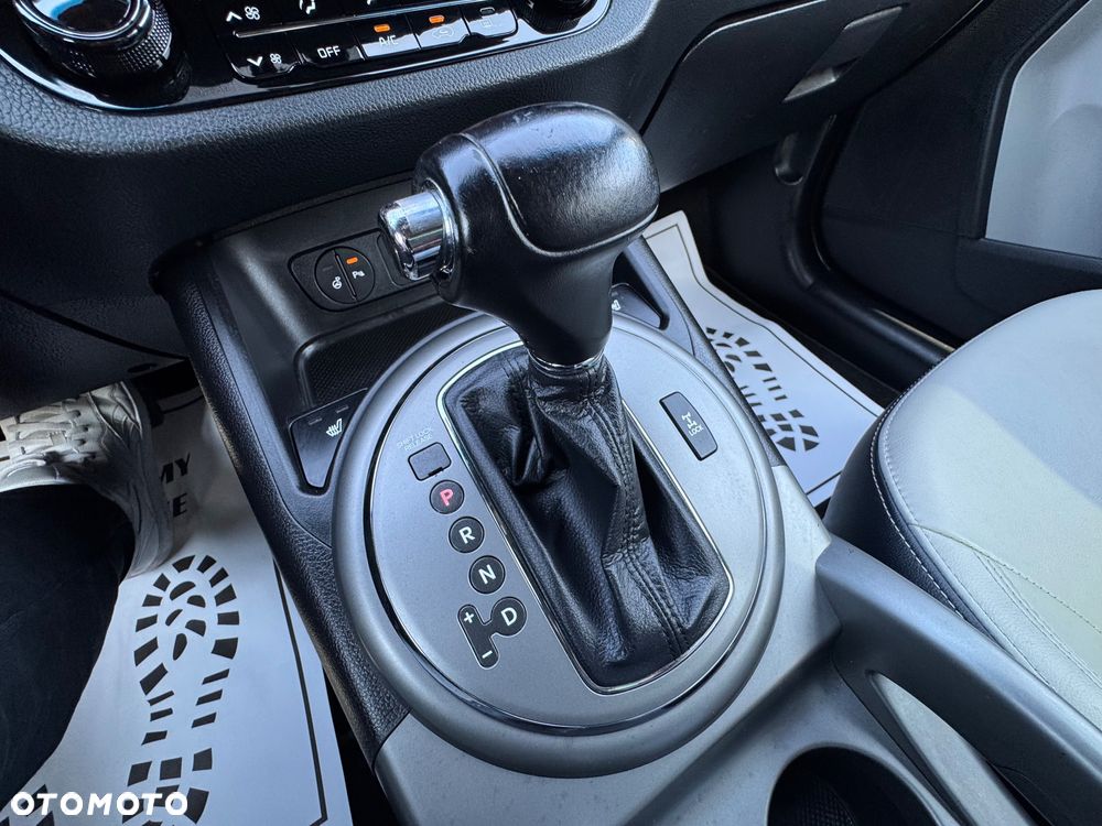 Kia Sportage 2.0 CRDI XL - 36