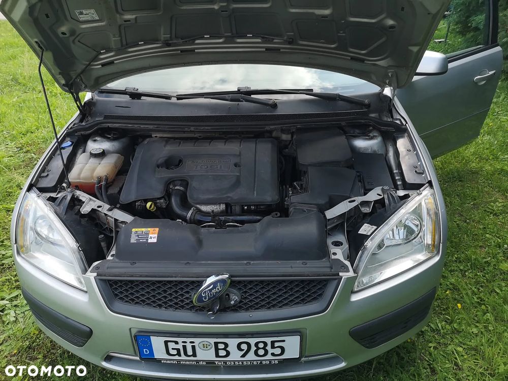 Ford Focus 1.6 TDCi DPF Ghia - 6