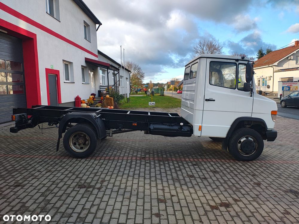 Mercedes-Benz VARIO  - 812 D HL - 25