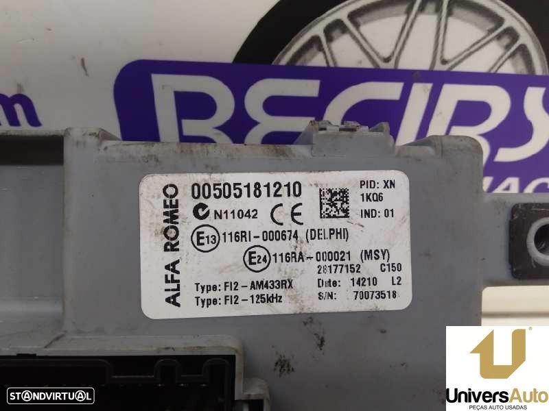 CAIXA RELÉS / FUSÍVEIS ALFA ROMEO MITO 2010 -00505181210 - 2
