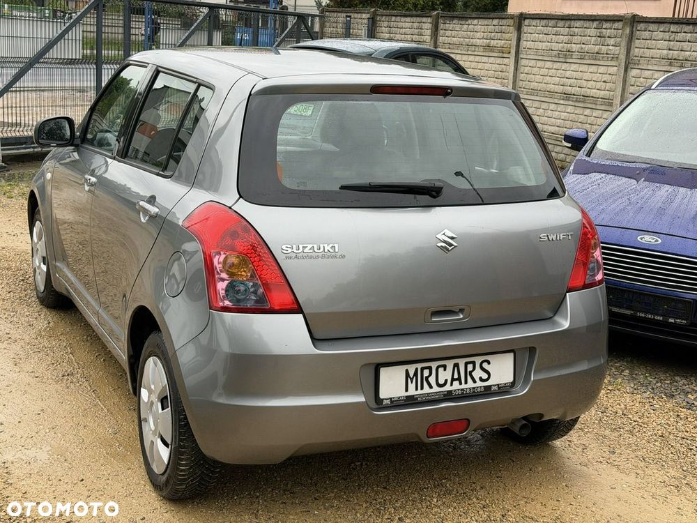 Suzuki Swift - 10