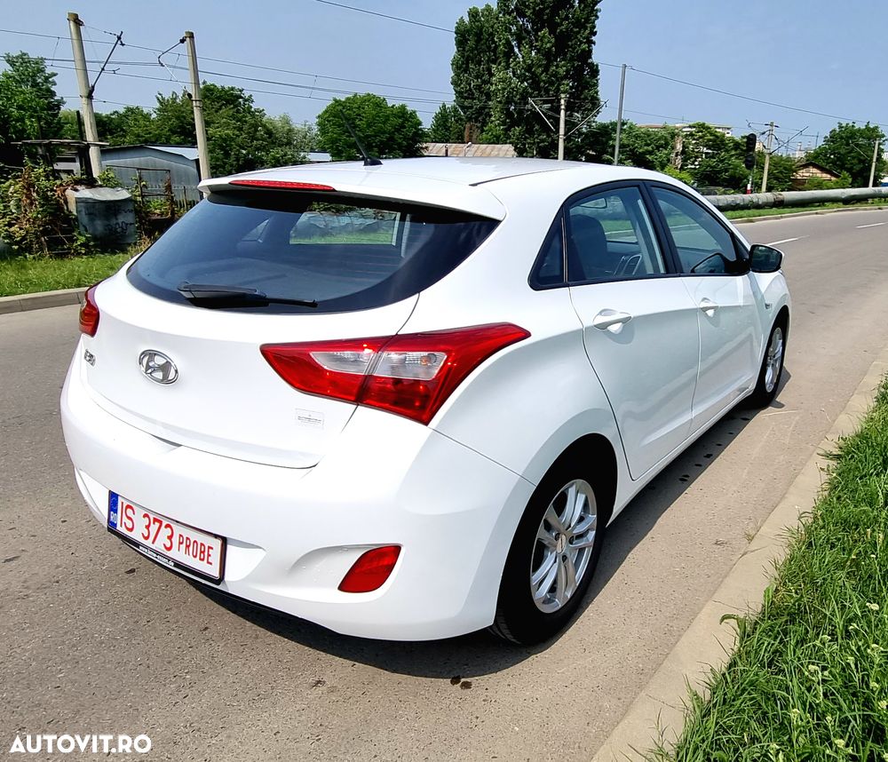Hyundai i30 1.4 CRDi Comfort+ - 9
