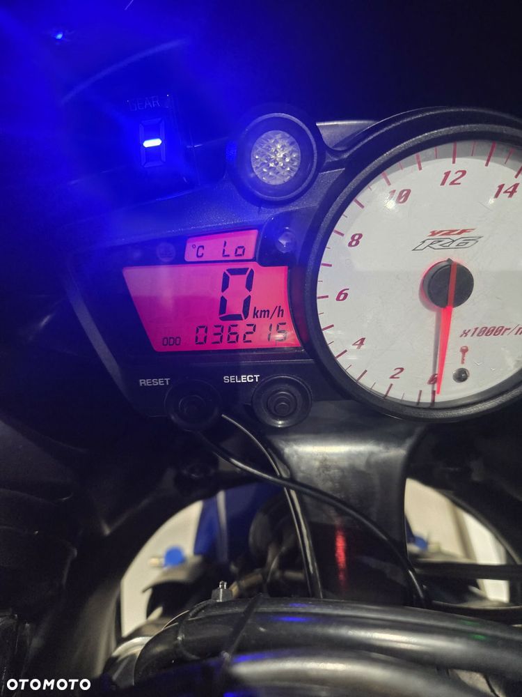 Yamaha R6 - 2