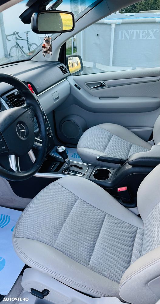 Mercedes-Benz B 200 CDI Autotronic - 9