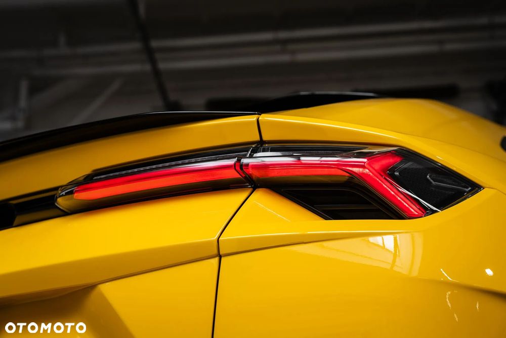 Lamborghini Urus - 6