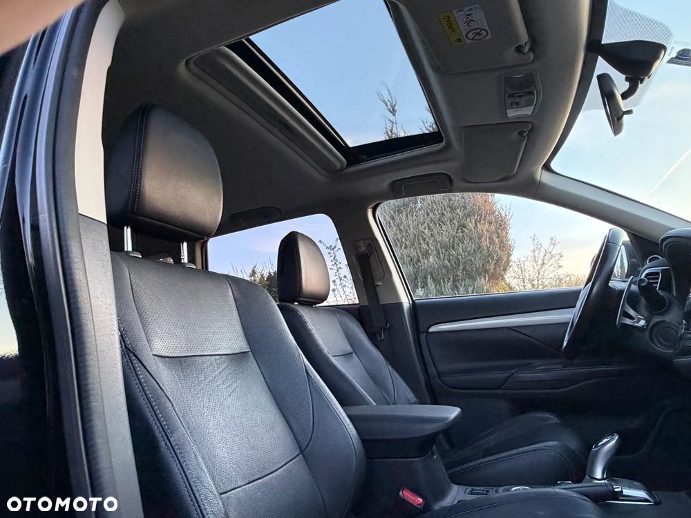 Mitsubishi Outlander Intense + - 1