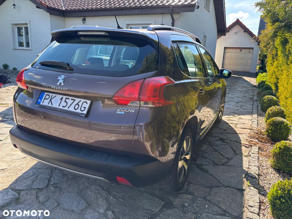 Peugeot 2008 1.6 e-HDi Allure S&S - 3