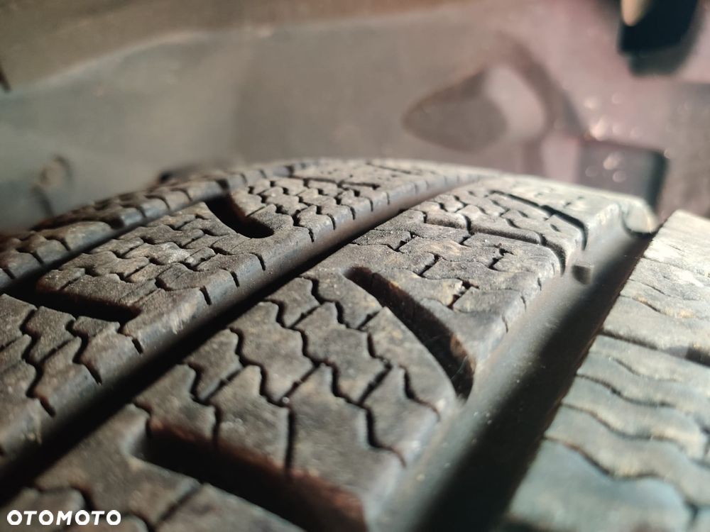 Iveco DAILY 35s140 - 39