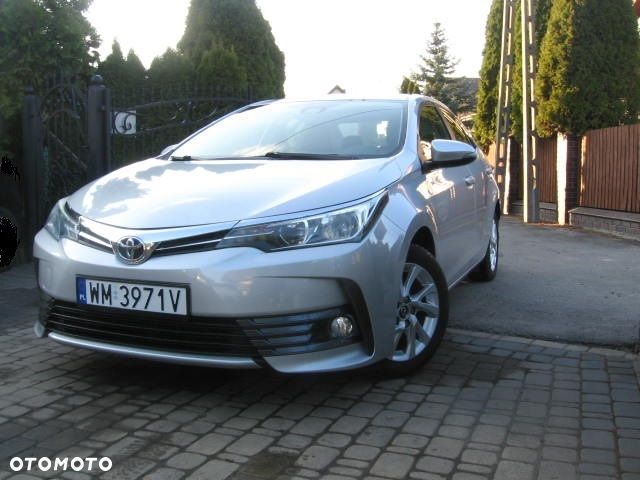 Toyota Corolla 1.6 Premium - 5