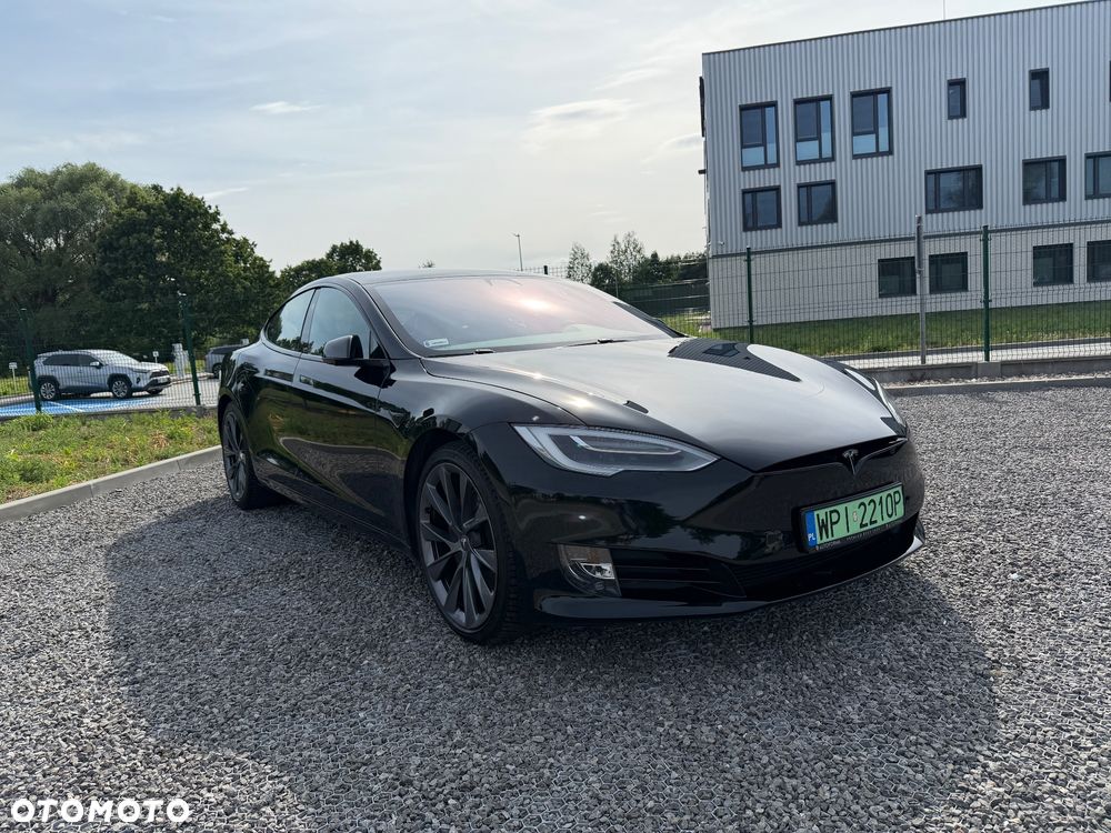 Tesla Model S Ludicrous Performance - 1