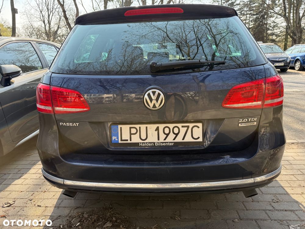 Volkswagen Passat 2.0 TDI DPF DSG 4Motion Comfortline - 31