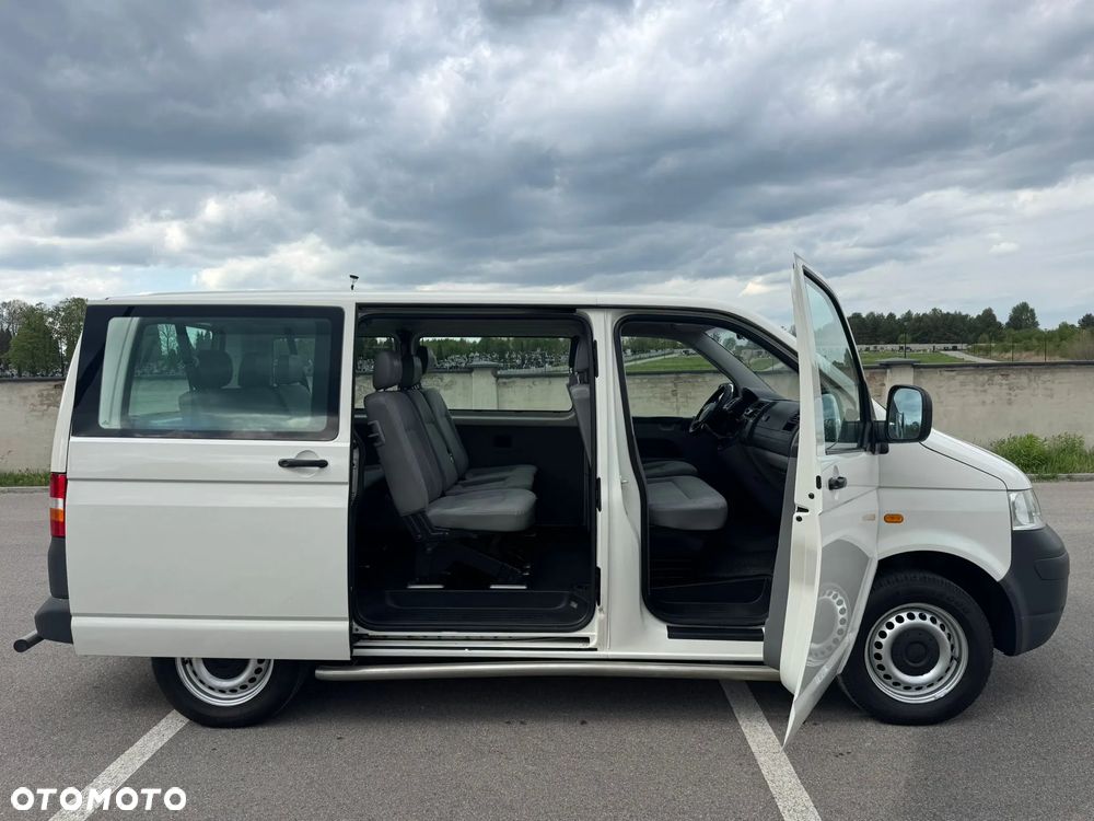 Volkswagen Transporter - 14