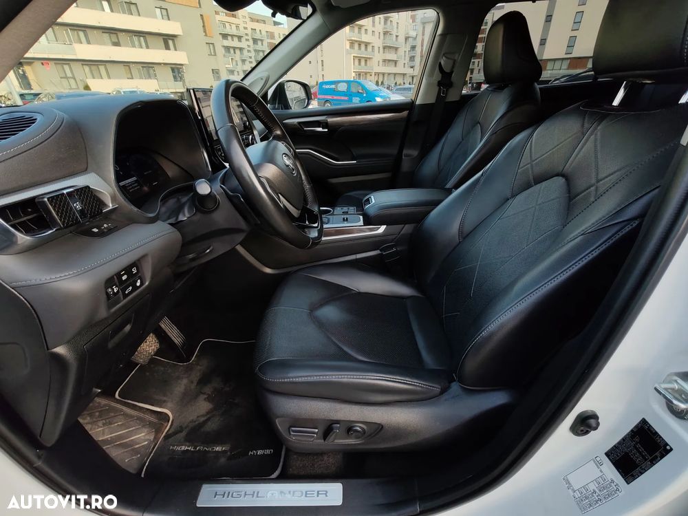 Toyota Highlander 2.5 L Dynamic Force 248CP Luxury Pearly - 4